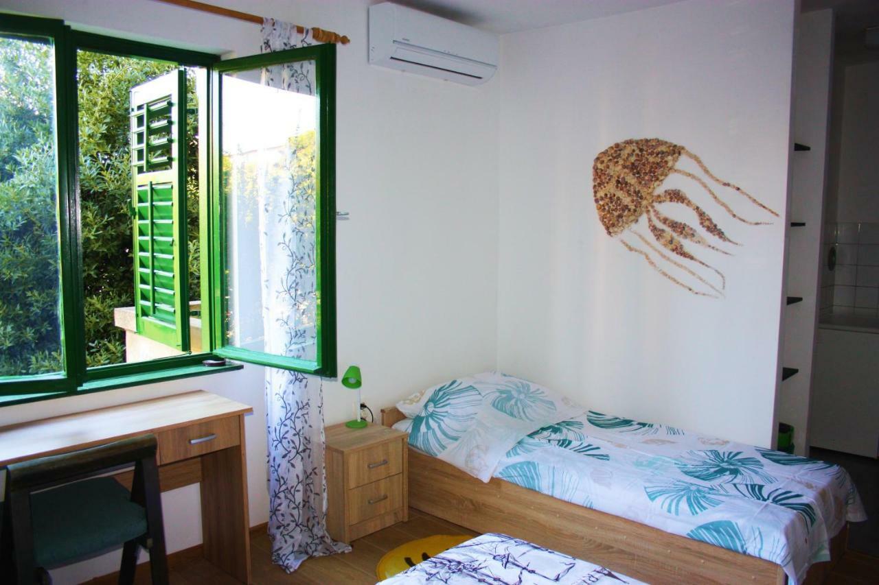 ロヴィニAs Apartmanアパートメント エクステリア 写真